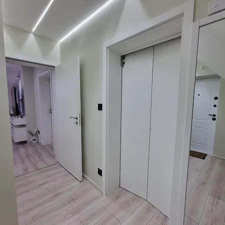 Mi 5 アパート ルセ